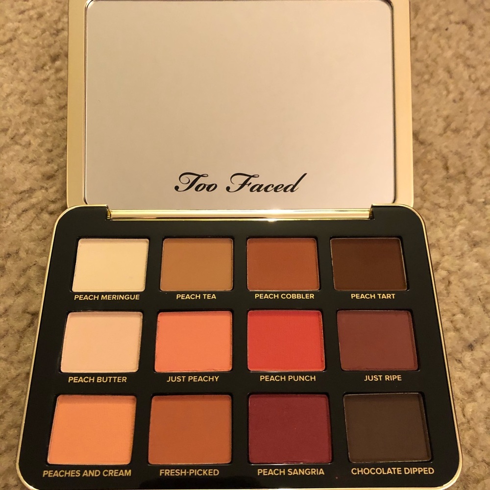Too Faced Just Peachy Mattes Eyeshadow Palette